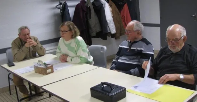 photo  la présidente de brézé patrimoine a présenté les projets 2024.  &copy;  co 