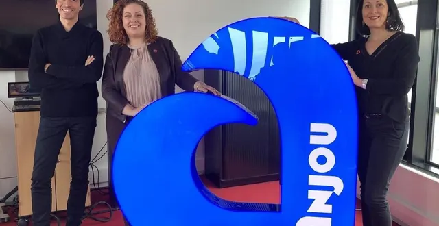 photo  angers, mardi 13 février 2024. françois gay, directeur du bioparc de doué-la-fontaine, nadège dekenuydt, présidente de la chambre des métiers et de l’artisanat, et florence dabin, présidente du département, ont dévoilé le nouveau 