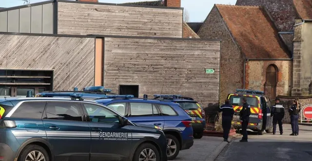 photo  l’opération « place nette » a commencé lundi 12 février 2024 à l’aigle, dans l’orne.  &copy;  ouest-france 