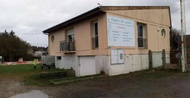 photo  l’accueil du camping municipal de rémalard-en-perche a été endommagé dans la nuit du mardi 13 au mercredi 14 février 2024.  &copy;  ouest-france 