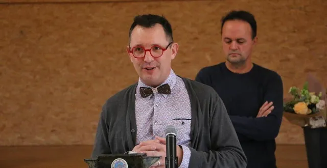 photo  sylvain poirrier, maire d’arthezé, petite ville de 363 habitants au nord de la flèche (sarthe) a porté plainte après avoir reçu des menaces de mort en raison de son engagement communiste.  &copy;  ouest-france 