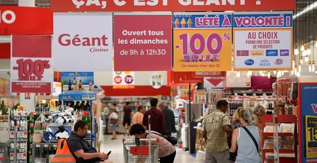 photo  le géant casino espace anjou deviendra un auchan le vendredi 31 mai prochain.  &copy;  co 