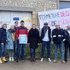 photo vendredi, certains parents d’élèves de l’école ont sensibilisé l’ensemble des parents au projet de fermeture d’une classe, souhaité par l’éducation nationale. ils en ont profité pour annoncer qu’une réunion publique aurait lieu mardi 20 février, à la salle notre-temps, à 20 h 30.