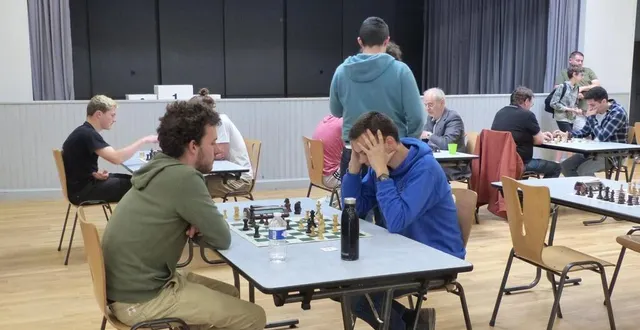 photo  chaque année, les joueurs se mesurent au tournoi rapide d’échecs.  &copy;  archives le maine libre 