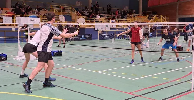 photo  tout le tournoi se joue en double. ce dimanche, c’étaient les doubles mixtes.  &copy;  ouest-france 