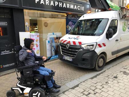 photo Les trottoirs de la rue Couraye, à Granville (Manche) devront être libérés des obstacles. Ouest-France 