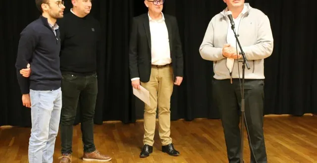 photo  de gauche à droite, anthony talvart, matthieu dubois, philippe lelièvre et claude langevin  &copy;  le maine libre 