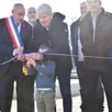 photo c’est le jeune gaspard, habitant de la commune qui a été invité à couper le ruban inaugural de la nouvelle installation.