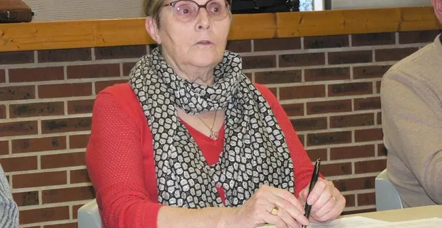 photo  anne-marie garnier, première adjointe, a présenté les comptes de l’année 2023 lors du conseil municipal.  &copy;  ouest-france 