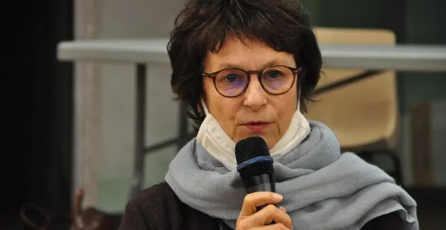 photo  nadine grelet-certenais a tenu à dénoncer « ce type d’acte très grave » et a apporté son soutien au maire d’arthezé.  &copy;  archive le maine libre 