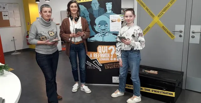 photo  marie-line, bénévole de la médiathèque ; mathilde fourez-guyomarc’h, coordinatrice du réseau des médiathèques de la commune, et margot, une jeune adhérente, vont tester le parcours de l’exposition, avec la tablette interactive.  &copy;  ouest-france 