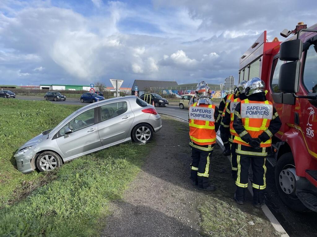 Collision entre un camion et une voiture près de Caen : une femme blessée -  Caen.maville.com