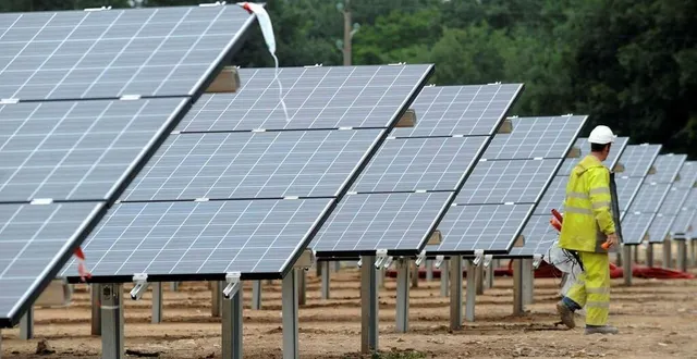 photo  agrivoltaïsme, centrale photovoltaïque, ombrières… les élus de la ferté-bernard se prononcent en faveur de l’énergie solaire sous toutes ses formes (photo d’illustration).  &copy;  archives co-laurent combet 