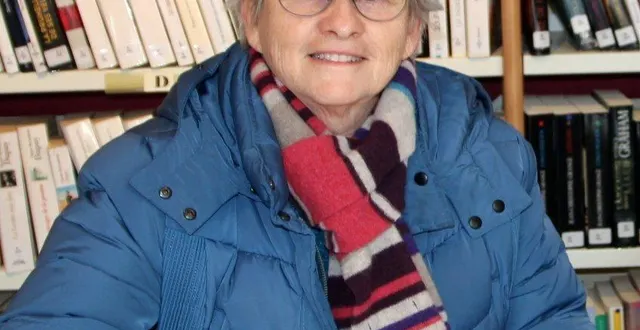 photo  sylvie chauvelié préside l’association qui gère la bibliothèque.  &copy;  le maine libre 