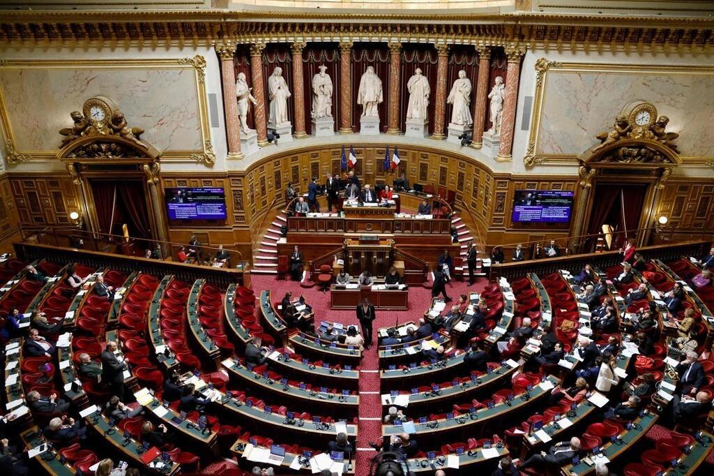 Sextape Au Sénat Lex Médecin Qui A Révélé Lexistence De La Vidéo Va être Entendu Par Tours 6325