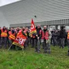 photo le mouvement de grève a été lancé lundi 26 février 2024, à partir de 13 h 30, devant les locaux de la société fpee à brûlon.