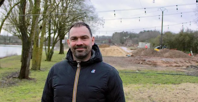 photo  maxime deshayes, créateur et patron de wake paradise et padel paradise.  &copy;  le maine libre 
