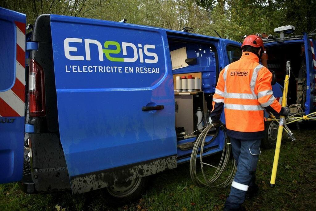 Vents Violents En Bretagne : 5 000 Foyers Encore Privés D’électricité ...