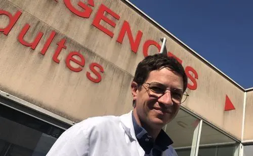 photo  lionel imsaad, chef du service d’urgence de l’hôpital du mans alerte sur les conditions d’accueil des patients psychiatriques et des conditions de travail des soignants.  &copy;  archives ouest-france 