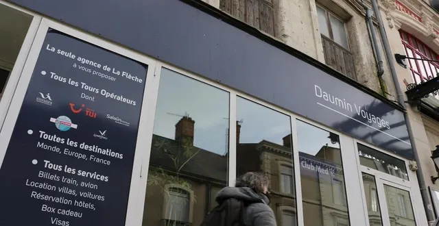 photo  l'agence daumin voyages, située rue carnot, à la flèche, a définitivement fermée ses portes vendredi 23 février 2024.  &copy;  ouest-france 
