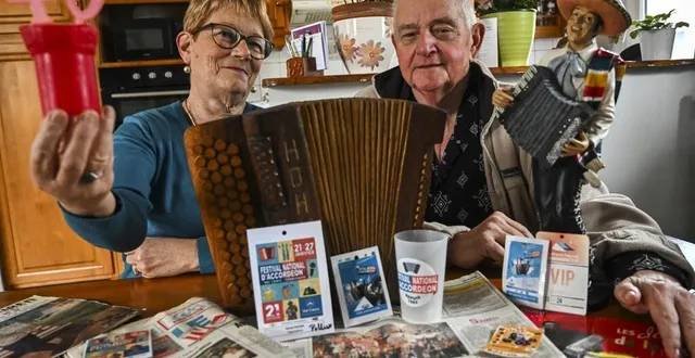 photo  le mans, lundi 26 février 2024. claudine pichon et son mari daniel, alias pollux, sont la présidente et le directeur du festival national d’accordéon, qui fête ses 40 ans ce week-end à mulsanne.  &copy;  le maine libre – denis lambert 