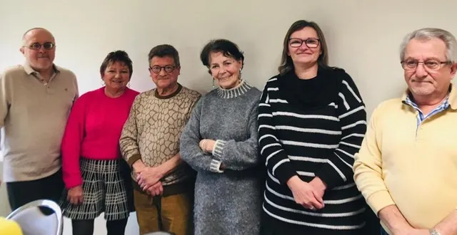 photo  l’association familles de la sarthe neuville, présidée par jean-michel châble (au milieu).  &copy;  le maine libre 