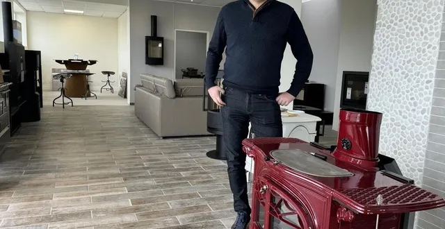 photo  benjamin leveziel est responsable du nouveau magasin lm déco à condé-sur-sarthe (orne).  &copy;  ouest-france 