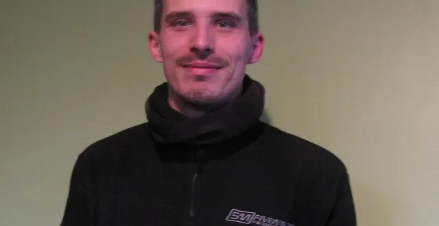 photo  vincent blancher ouvre son entreprise multiservices.  &copy;  ouest-france 