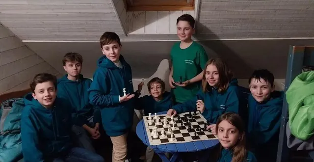 photo  pendant la durée du championnat régional, la moitié des joueurs flériens était réunie dans un gîte proche de gonfreville.  &copy;  ouest-france 