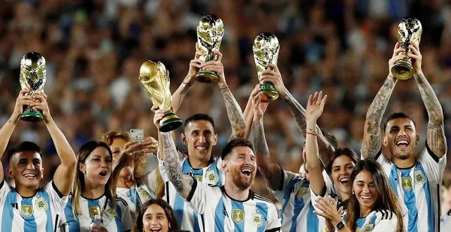 photo  lionel messi fait partie de la liste de lionel scaloni pour les matches amicaux de l'équipe nationale d'argentine face au salvador et au costa rica.  &copy;  photo : agustin marcarian / reuters 