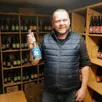 photo  david lux, gérant de la brasserie jolicœur, quittera sa boutique le temps d’un week-end pour tenir un stand au festival des vins. 
