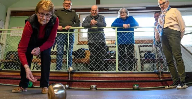 photo  la société de boule de fort la joyeuse à broc, à l’extrême nord-est du département, a pu servir de dépôt de pain à la population pendant 3 ans.  &copy;  co - laurent combet 