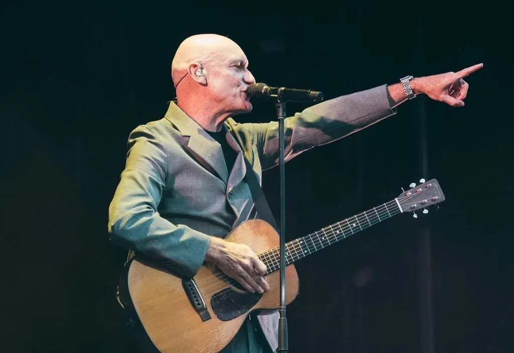Océane offre un concert de Gaëtan Roussel, Santa et Superbus à L
