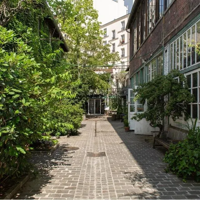 photo l’association aware est désormais installée dans la villa vassilieff, ancien atelier de marie vassilieff à paris, qui est aussi un centre de recherche et de documentation entièrement dédié aux artistes femmes et à l’art féministe.  ©  margot montigny