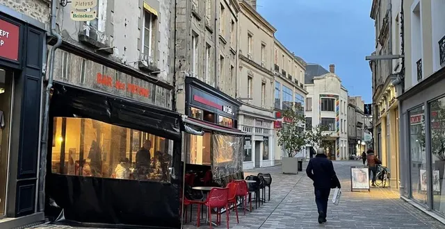 photo  le bar des piétons, dans la rue aux sieurs, a été racheté. il va fermer quelques semaines.  &copy;  ouest-france 