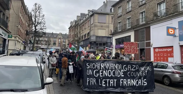 photo  une soixantaine de personnes ont manifesté à l’appel du collectif solidarité palestine de l’orne, ce samedi 9 mars 2024 à flers.  &copy;  ouest-france 