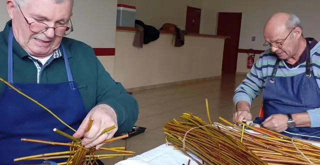 photo  andré morançais (à gauche) et dominique gourlay sont concentrés.  &copy;  ouest-france 