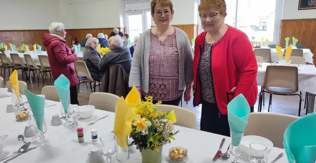 photo  annick landron (à droite) vient de passer la main à gisèle thommy au club de l’espérance.  &copy;  ouest-france 