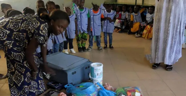 photo  à l’école du village sénégalais de peycouk-serere.  &copy;  co 