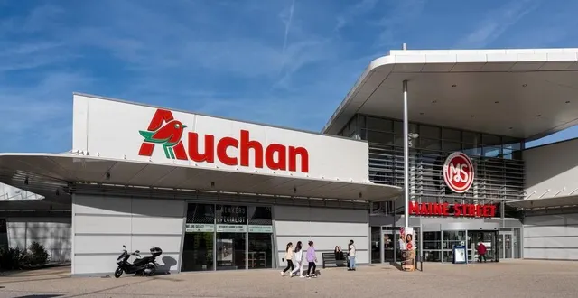 photo  l’hypermarché auchan ouvert en mai 2021 à ruaudin dans la zone commerciale maine street, va passer sous l’enseigne u en 2025.  &copy;  le maine libre – xavier sarrat 