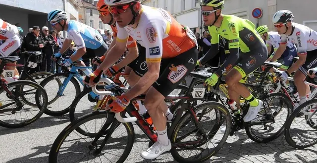 photo  tony hurel sera au départ le 2 avril, en tant que directeur sportif de saint michel-auber 93.  &copy;  archives ouest france 