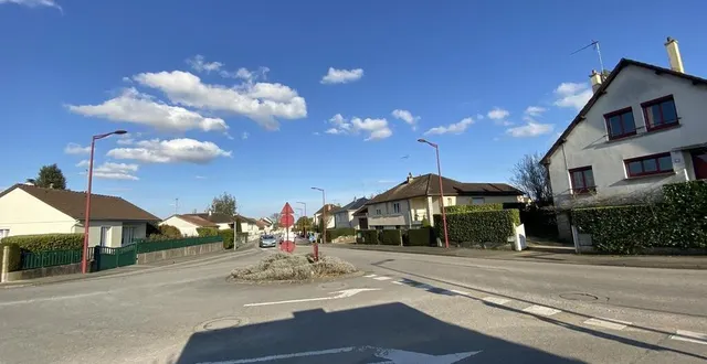 photo  saint-germain-du-corbéis a vécu une vague de cambriolages en décembre 2023 et trois pavillons ont été visités le week-end du 8 au 10 mars 2024. victime d’une intrusion dans sa maison, sophie indique que certains de ses voisins auraient été également visités, dans la rue d’héloup.  &copy;  ouest-france 