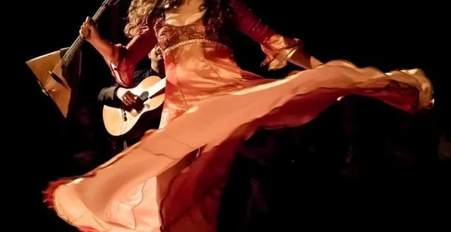 photo  des airs slaves, dansés et chantés par natacha fialkovsky et nuits de princes.  &copy;  commission culture 