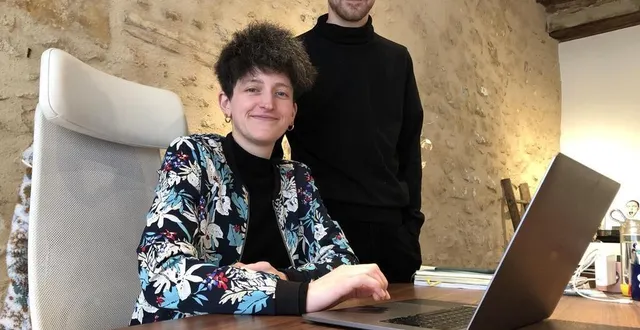 photo  pierre brunier, ici avec maurane baudoin, son associée et compagne, explique que dans le commerce comme pour d’autres champs d’application, l’intelligence artificielle « va être un pilier pour nous aider, encore faut-il savoir s’en servir ».  &copy;  le maine libre 