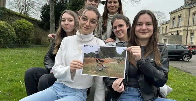 photo  six étudiantes en deuxième année d’ergothérapie à alençon (orne) recherchent une joëlette pour participer au trail d’écouves, en juin 2024.  &copy;  ouest-france 