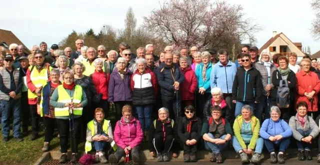 photo  plus de 85 randonneurs de générations mouvement à participer à la première rando de l’année.  &copy;  le maine libre 