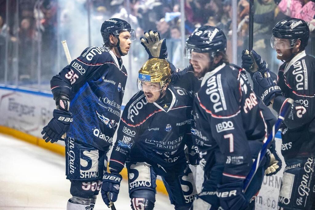 Hockey sur glace. Face Cergy les Ducs d Angers ont activ l