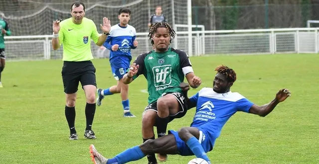 photo  malgré quelques opportunités en deuxième mi-temps, mulsanne/teloché s’est fait dominer par la réserve de changé.  &copy;  le maine libre 