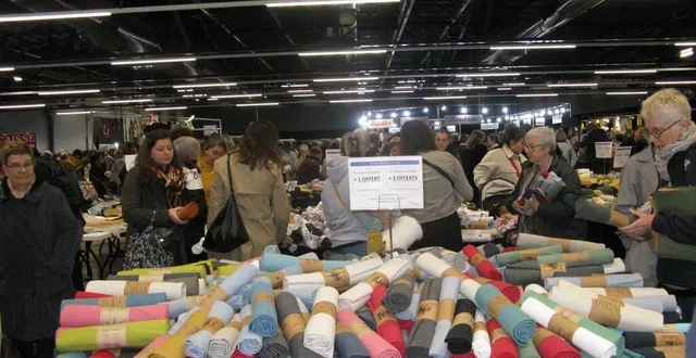 photo  les amateurs de tissus en tout genre trouveront sûrement leur bonheur à l’occasion du passage à alençon samedi 6 avril 2024 de tisséade, un vaste marché de tissus et articles de mercerie.  &copy;  ouest-france 