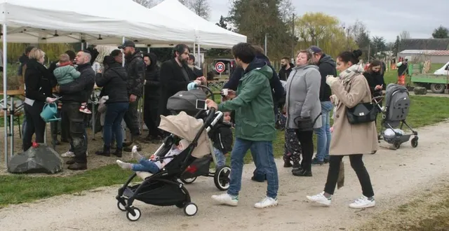 photo  seule la moitié des familles concernées par l’opération sont venues sur le site de champfleury.  &copy;  le maine libre 